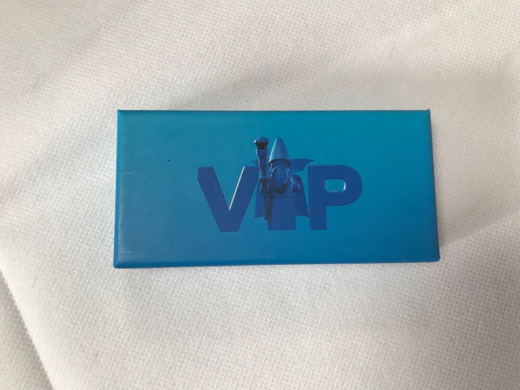 Lego 5006330 VIP Exclusive Metal Brick 2X4 Keyring  in Box