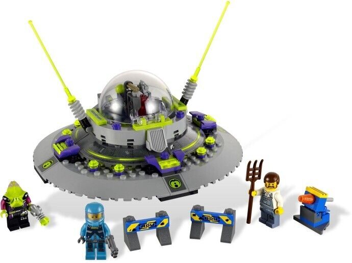 LEGO 7052 Space Alien Conquest UFO Abduction Building Toy Rare Retired