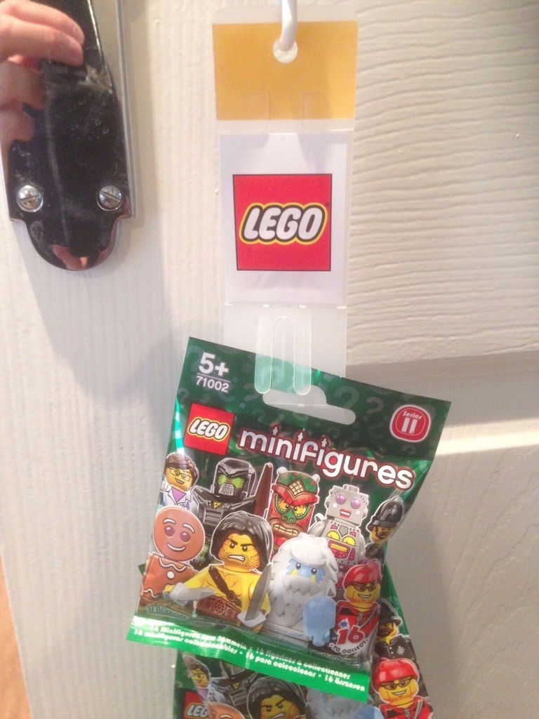 Lego minifigures series 11 unopened random mystery blind bags packs x12