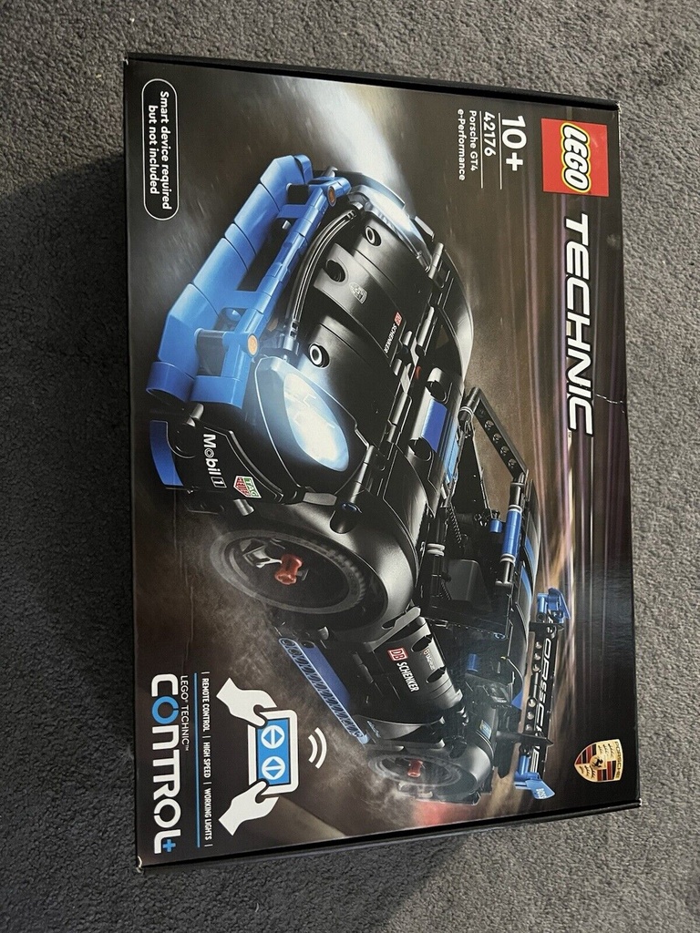 LEGO Technic Porsche GT4 ePerformance Race Car LEGO 42176  Box