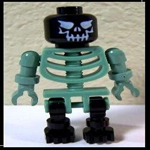 LEGO Skeleton Minifigure in Green and Black from Harry Potter Set Graveyard Duel